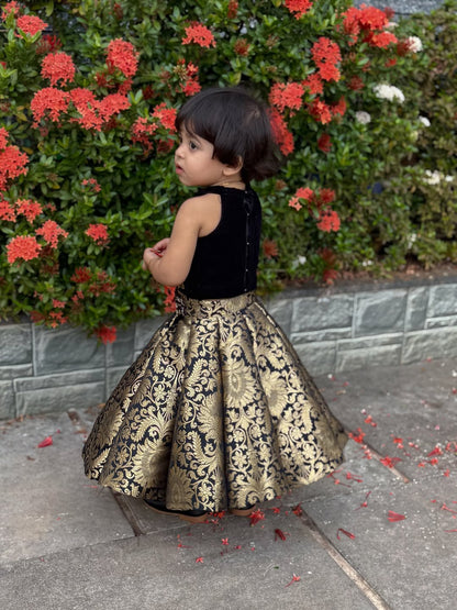 Elzira Grand Festive Twirl Looks Lehenga Choli