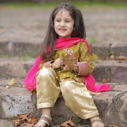 Ayleen Traditional Ethnic Charm Patiyala