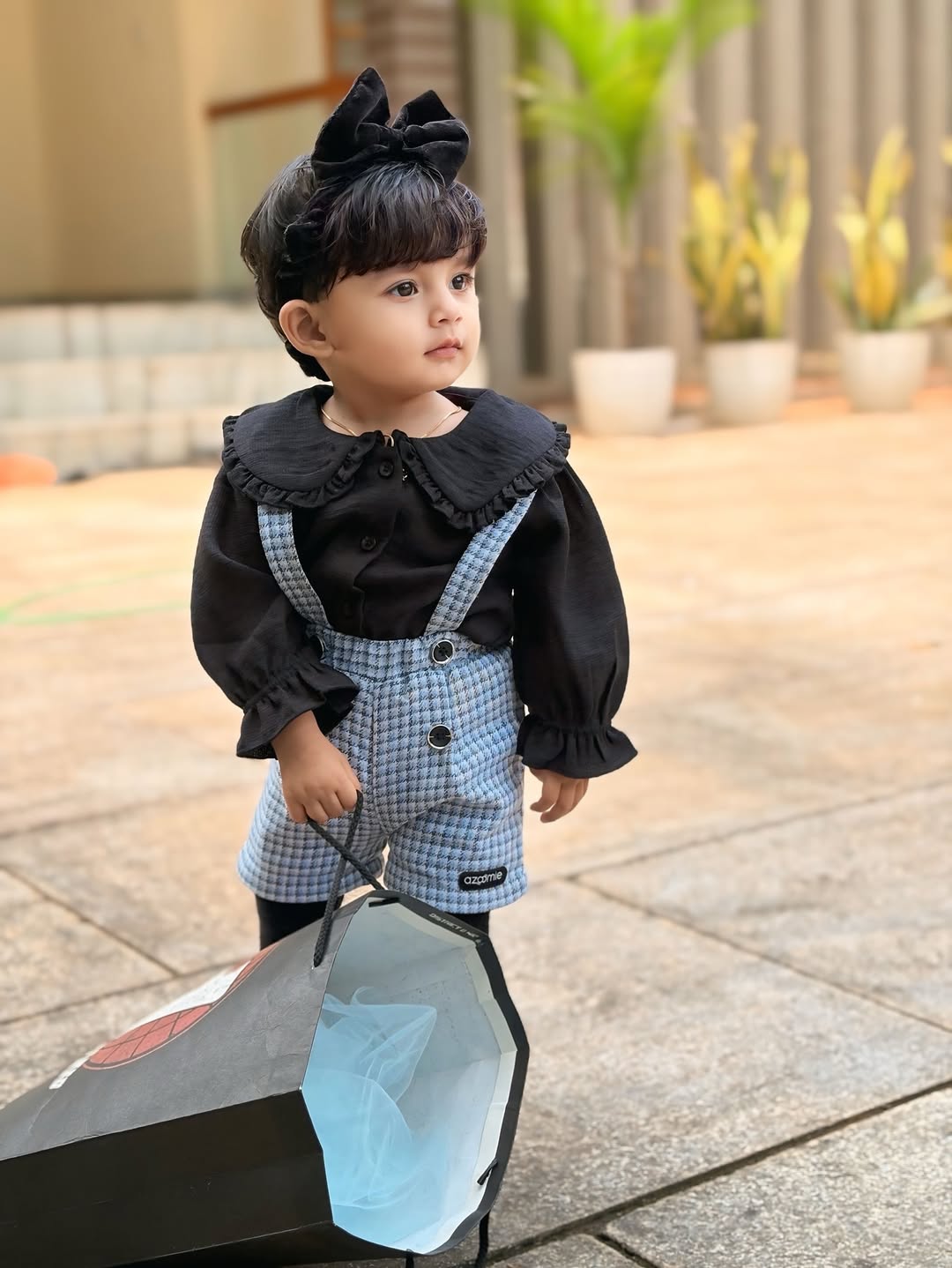 Riya Black Dungaree Set