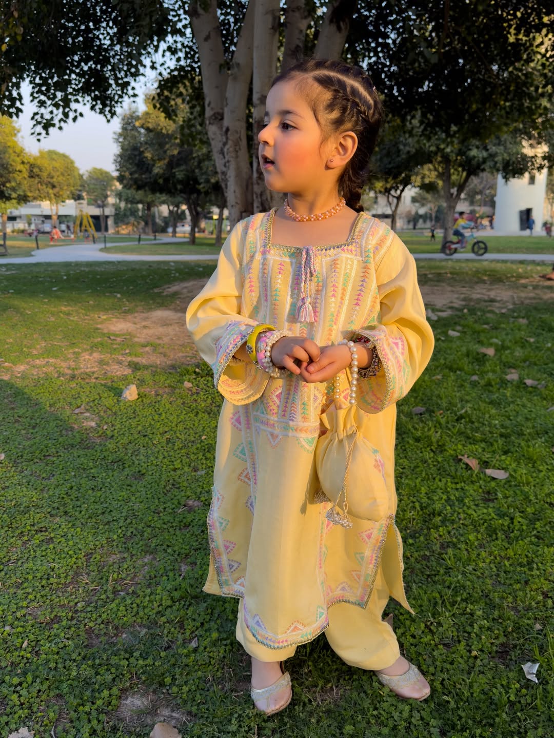 Ayla Sunshine Bloom Set
