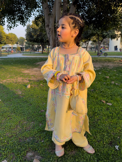 Ayla Sunshine Bloom Set