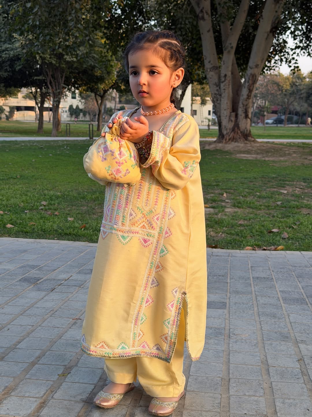 Ayla Sunshine Bloom Set