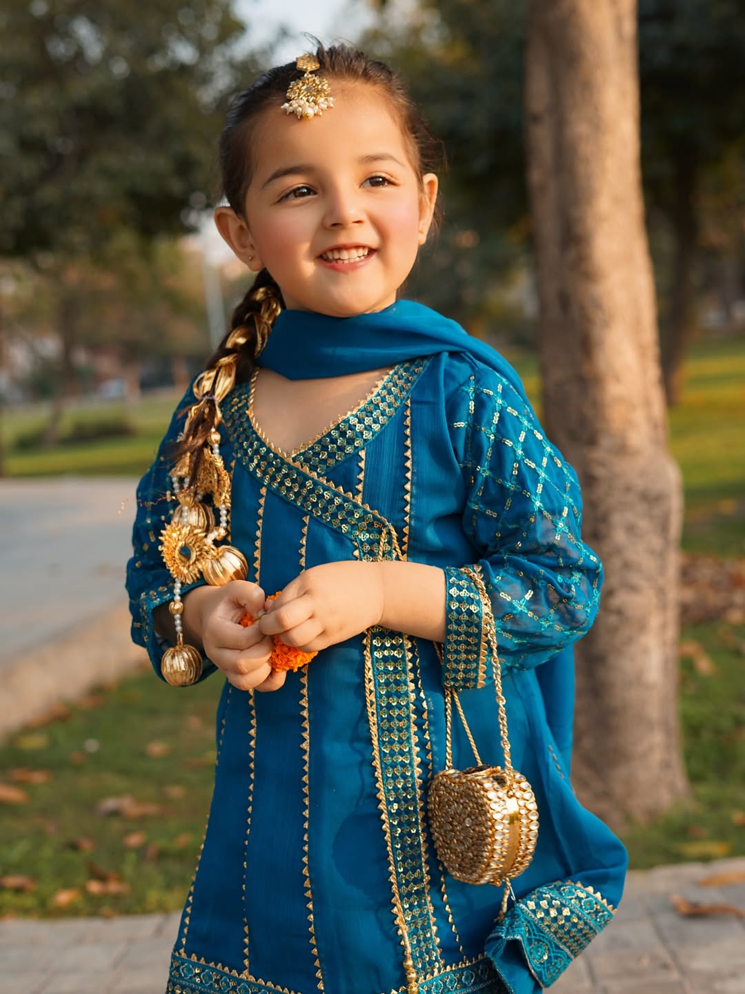 Aafreen Noor Regal Charm Set