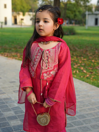 Zareen Noor Festive Kurta Set