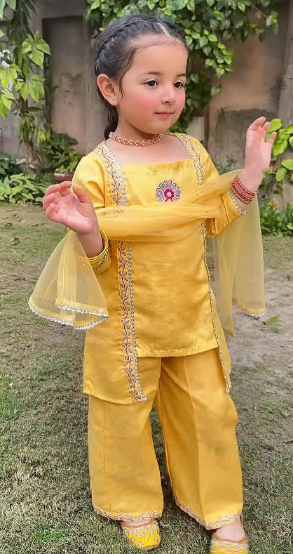 Elina Sunshine Charm Kurta Set